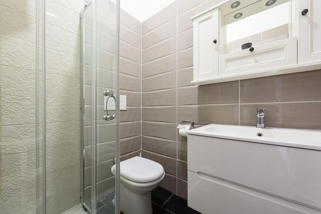 Appartement City Life - Per 9 Persone Al Centro Napels