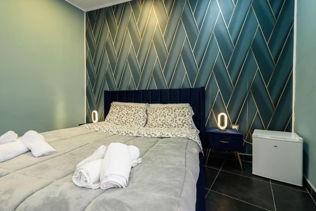 City Life - Per 9 Persone Al Centro Napels